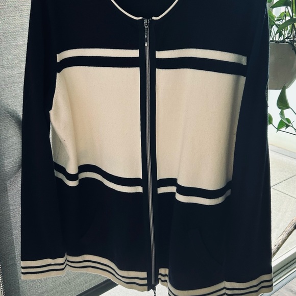 Olsen Navy & beige long sleeve zip front cardigan with pockets - Picture 7 of 7